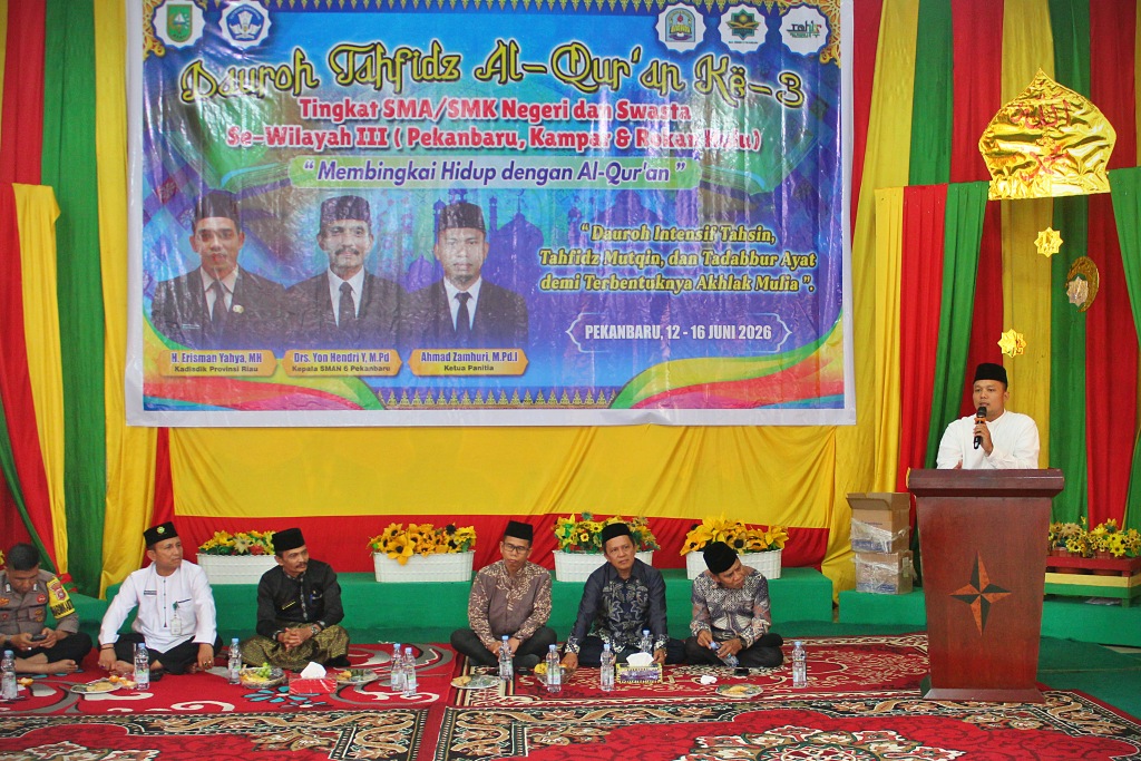 Benni Febrianto Dauroh SMAN 6 PKU